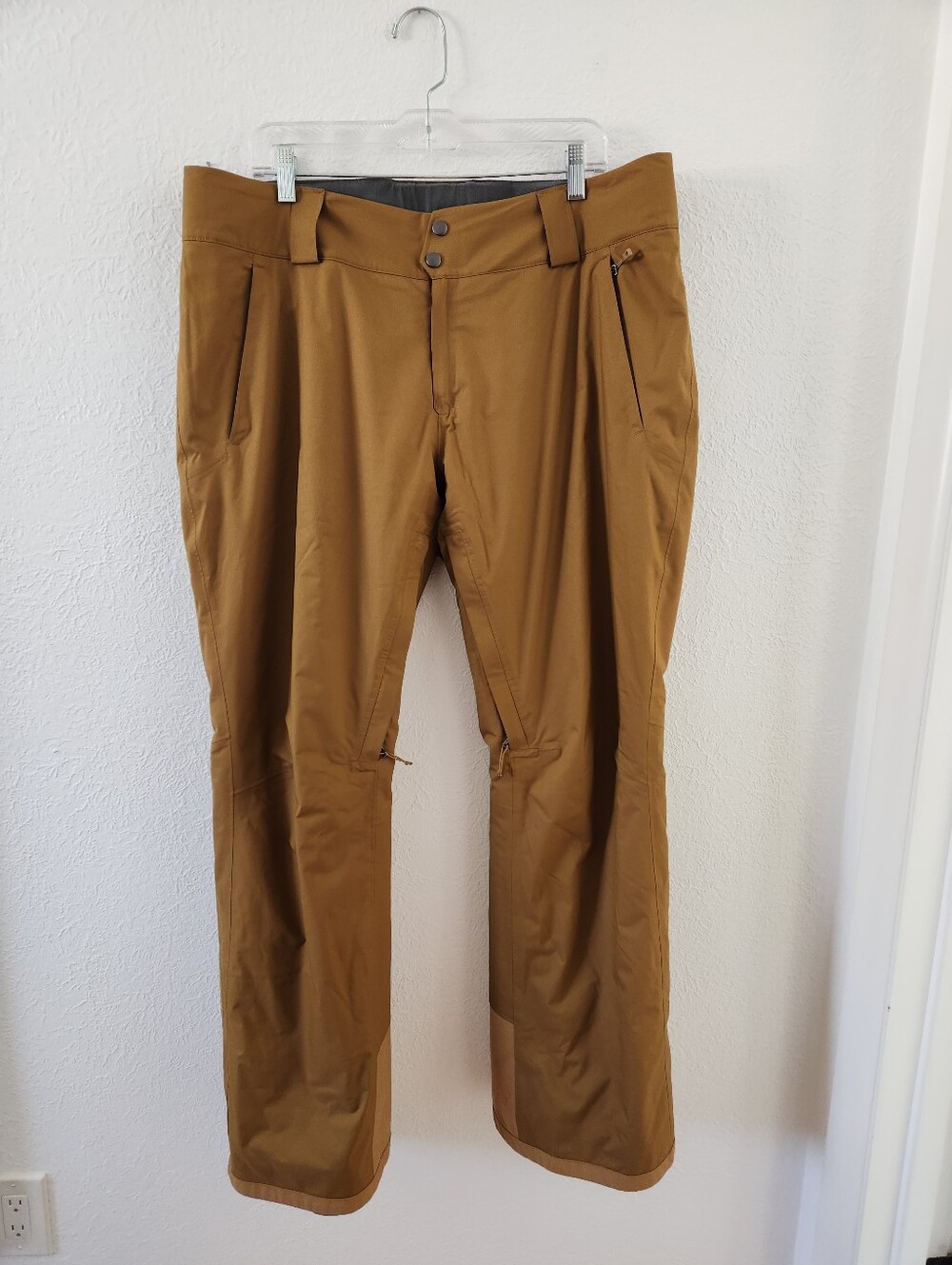 Patagonia Women's Snowbelle Insulated Snow Pants, Size XL